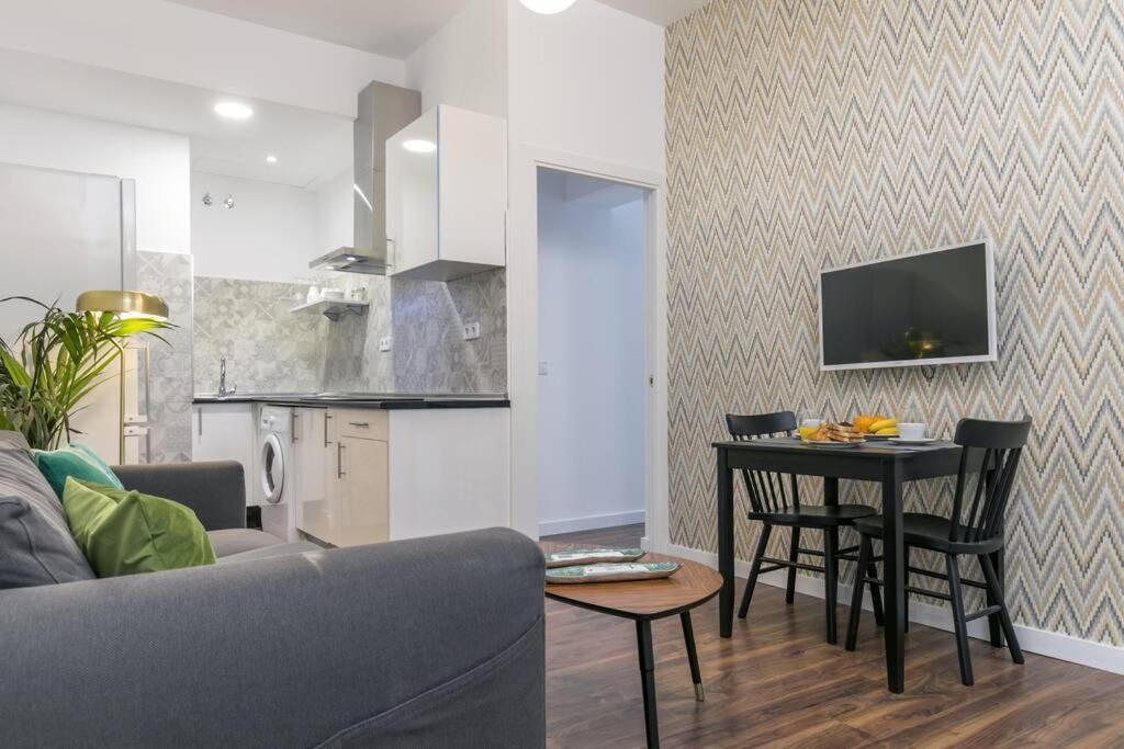 Apartamentos Plaza De Pedro Zerolo I Madrid Exterior foto